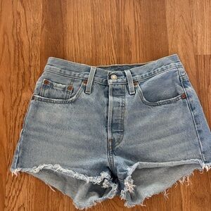 Levi 501 High-Waisted Women's Shorts